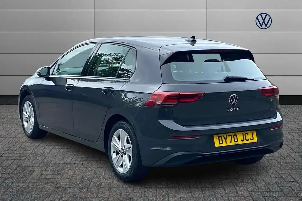 Used VW Golf VII Life 150 HP (110 kW) 2020 Grey Hatchback