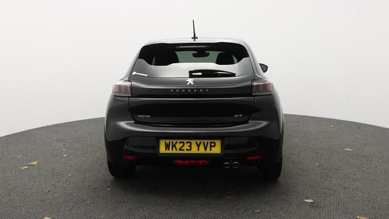 Second-hand Peugeot 208 GTi 130 CP (95 kW) 2023 Negru Hatchback