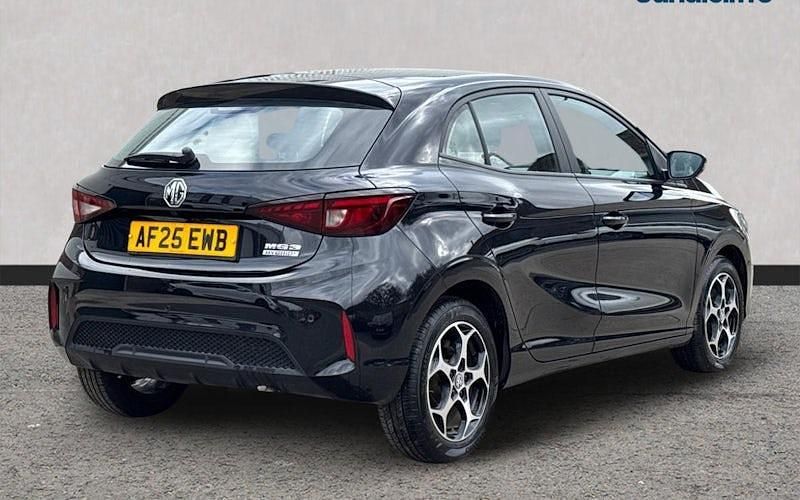 Used MG MG3 SE 194 HP (142 kW) 2024 Metallic  black pearl Hatchback
