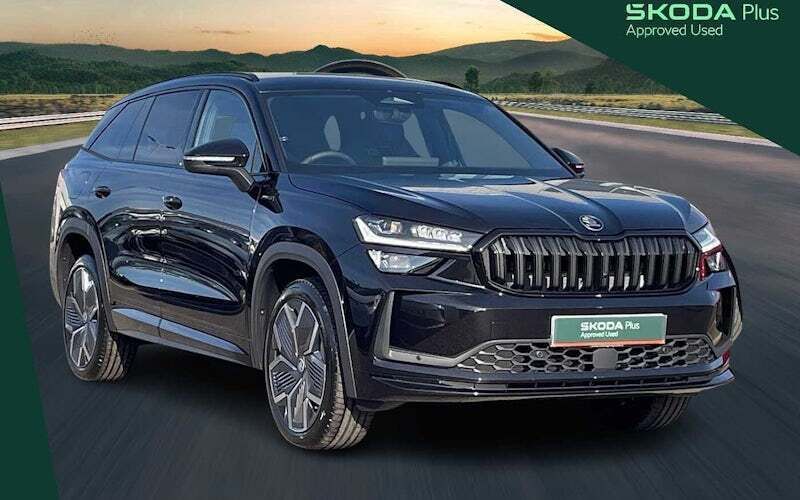 Used 2025 Skoda Kodiaq SportLine SUV | £41,941 (Expensive) - Image 1/4