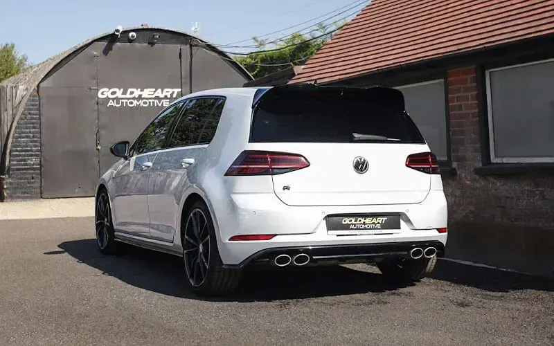 Used VW Golf VII R 300 HP (220 kW) 2020 Hatchback