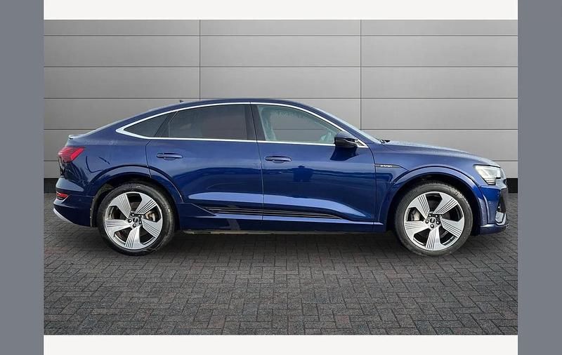 Used Audi e-tron Sportback S-Line 230 kW (313 HP) 2022 Blue SUV