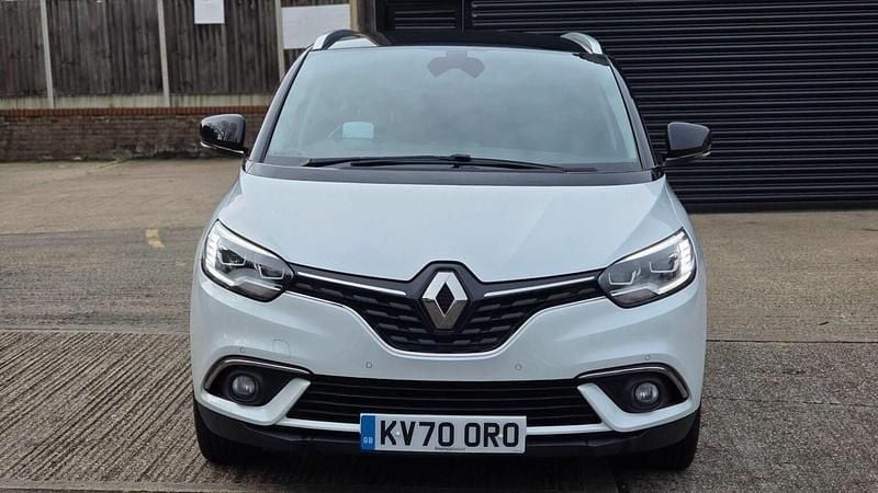 Used Renault Grand Scénic IV Signature 2020 White MPV