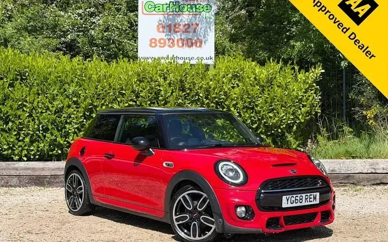 Gebraucht Mini Cooper S Hatch 192 PS (141 kW) 2019 Kleinwagen