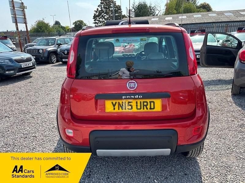 Used Fiat Panda 4x4 85 HP (62 kW) 2015 Red Hatchback