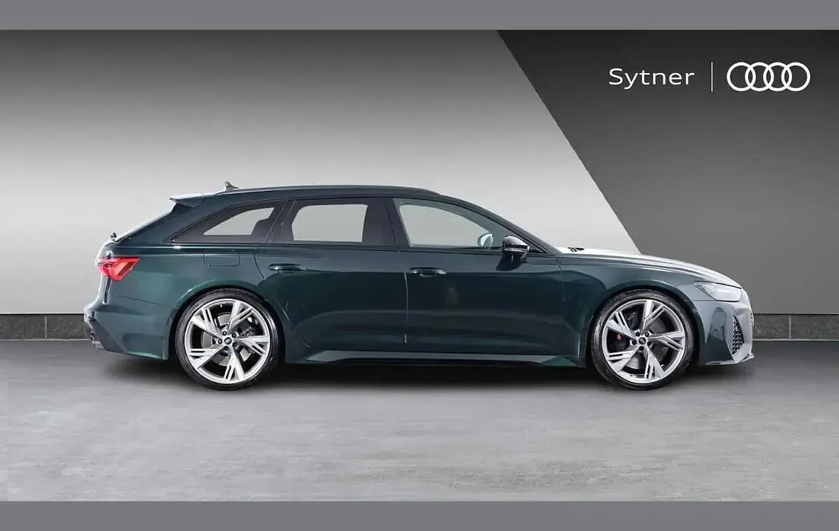 Used Audi RS6 Advanced 591 HP (434 kW) 2023 Green Estate