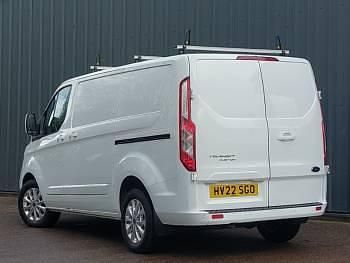 Used Ford Transit Custom Limited 130 HP (95 kW) 2022 White Van