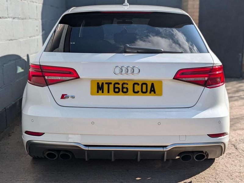 Begagnad Audi S3 Sportback 2016 Vit Halvkombi