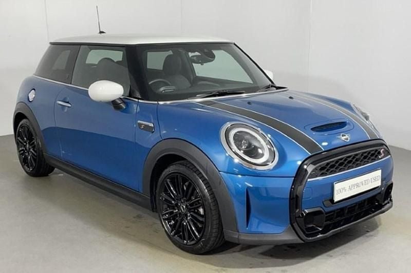 Blue Used 2024 Mini Cooper S Exclusive Hatchback | £23,500 (Fair price) - Image 1/1