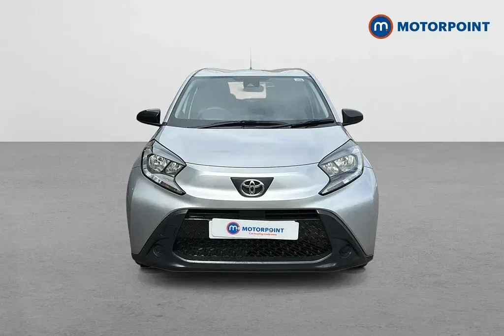 Used Toyota Aygo X PURE 2023 Silver SUV