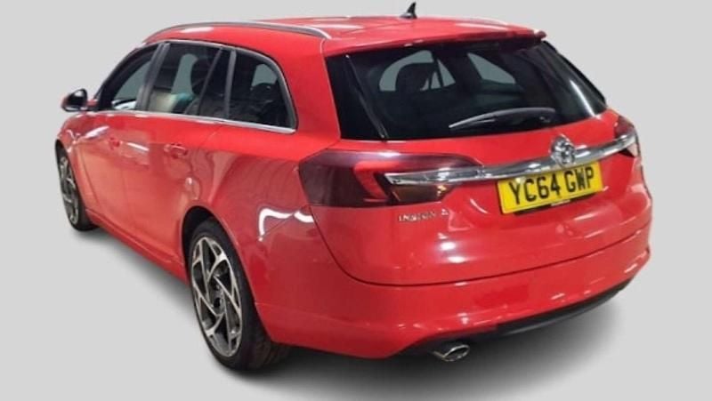 Used Vauxhall Insignia SRi 140 HP (102 kW) 2014 Red Estate