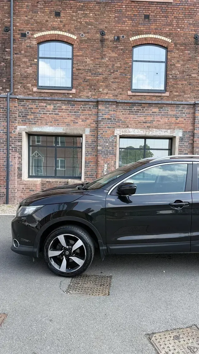 Używany Nissan Qashqai N-TEC 2015 Czarny SUV