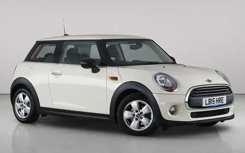 Used Mini ONE Hatch 102 HP (75 kW) 2015 Hatchback
