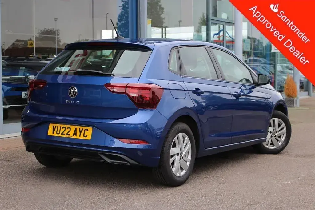 Used VW Polo Life 95 HP (69 kW) 2022 Blue Hatchback