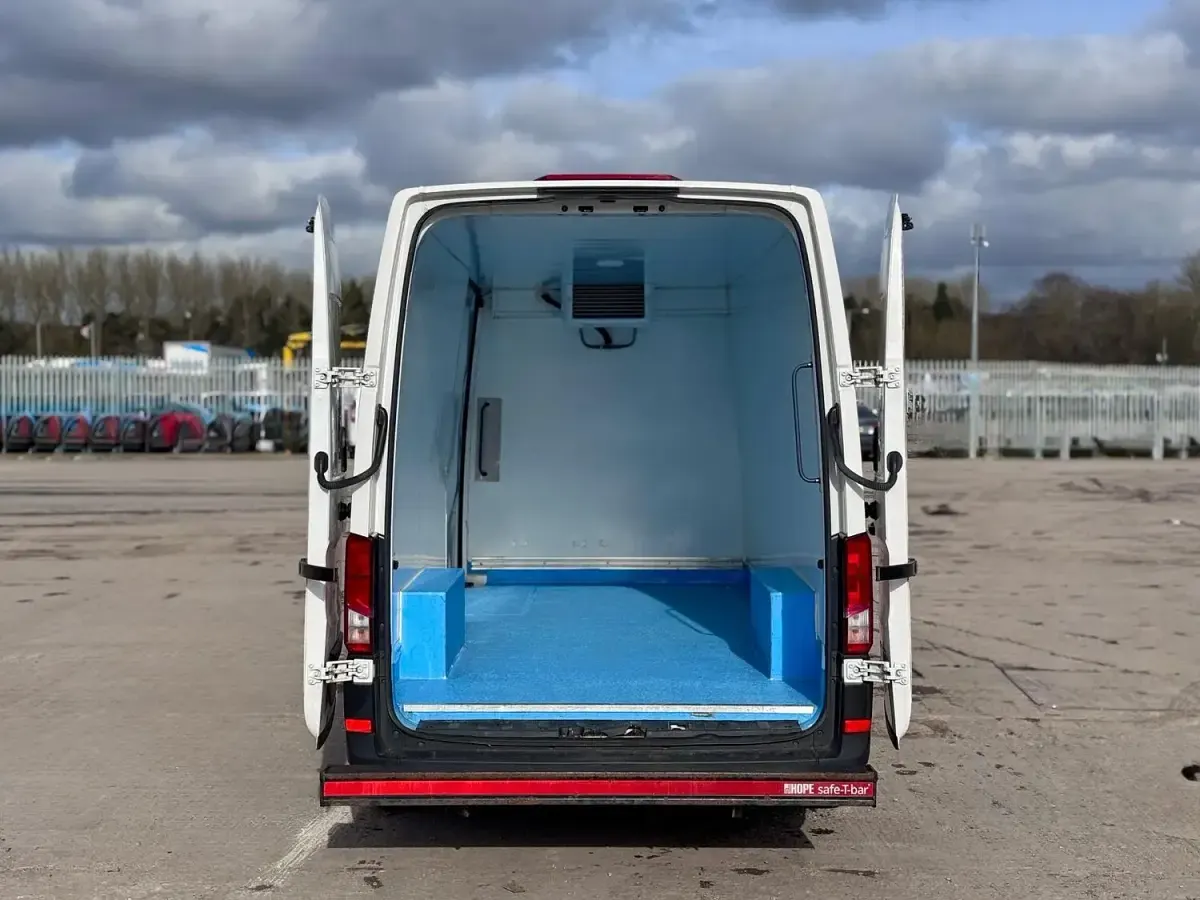 Used MAN TGE 140 HP (102 kW) 2021 White Van