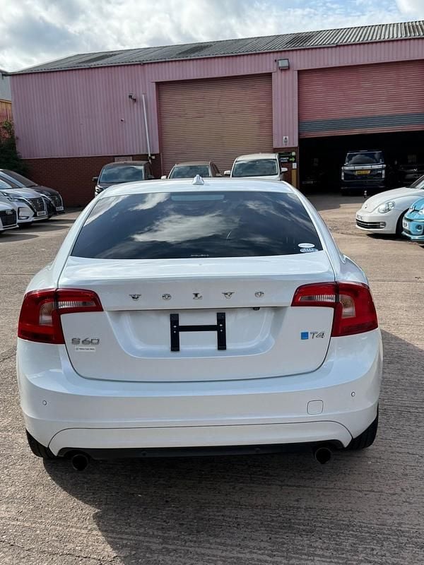 Used Volvo S60 2015 White Sedan