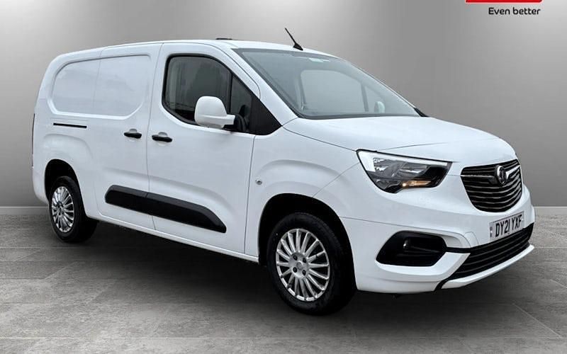 Used Vauxhall Combo Sportive 101 HP (74 kW) 2021 Van