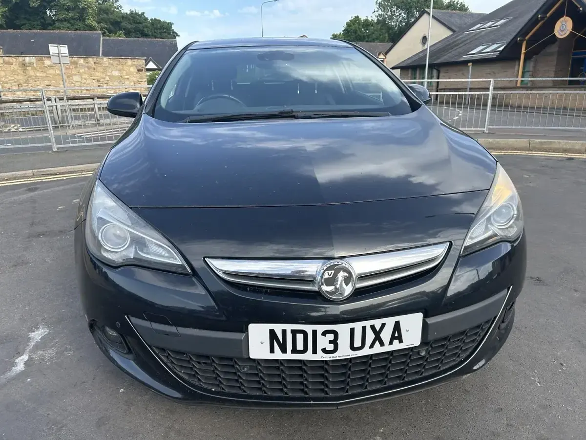 Used Vauxhall Astra GTC SRi 2013 Black Coupe