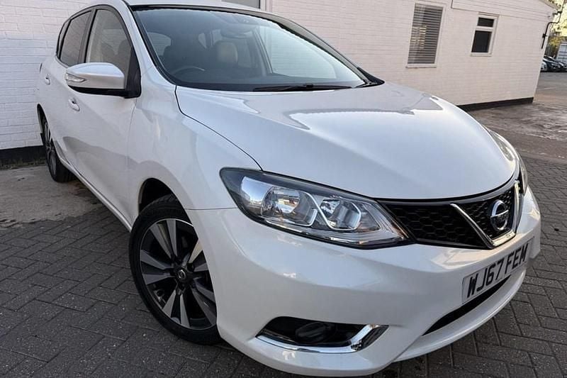 White Used 2017 Nissan Pulsar N-Connecta Hatchback | £9,495 (Fair price) - Image 1/1