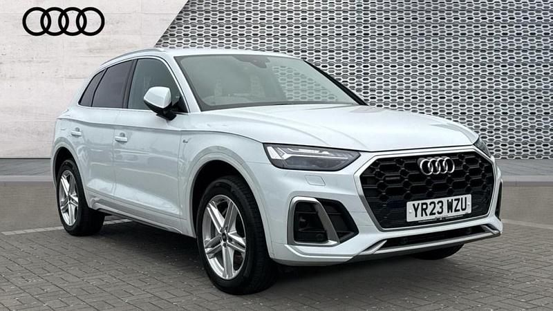 White Used 2023 Audi Q5 S-Line SUV | £26,930 (Super price) - Image 1/4