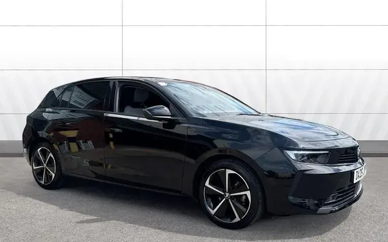 Used Vauxhall Astra 131 HP (96 kW) 2025 Hatchback