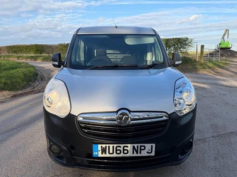 Used Vauxhall Combo S 2016 Silver MPV