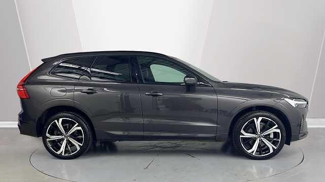 Used Volvo XC60 Ultra 247 HP (181 kW) 2025 Grey SUV