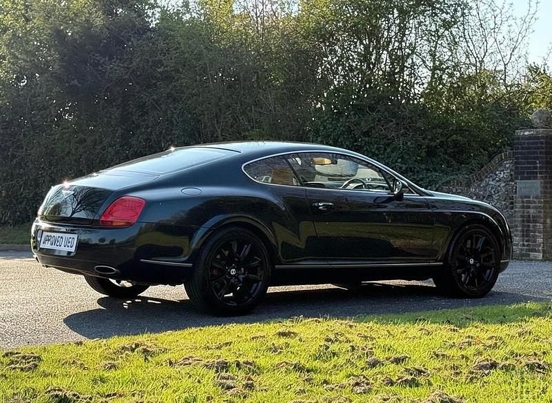 Begagnad Bentley Continental 2005 Grön Sportkupé