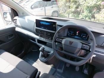 Image 3/4