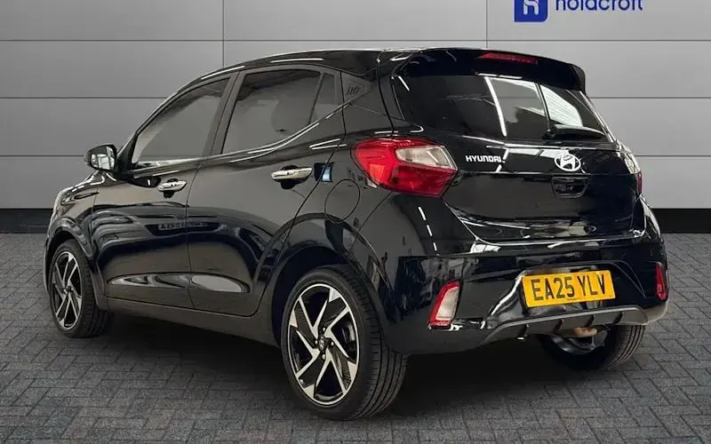 Used Hyundai i10 Premium 63 HP (46 kW) 2026 Hatchback
