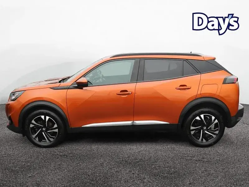Begagnad Peugeot 2008 Allure 100 HK (73 kW) 2020 Orange SUV