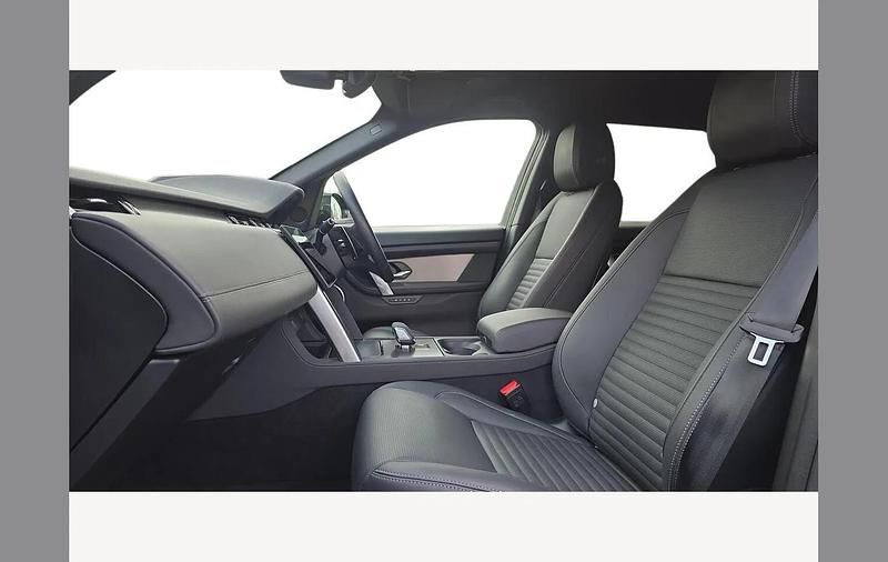 Used Land Rover Discovery Sport HSE Dynamic 200 HP (147 kW) 2025 Black SUV