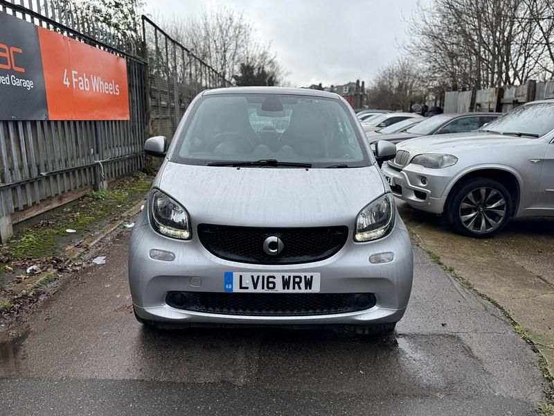 Usado Smart ForTwo Coupé Premium 2016 Prateado Coupé