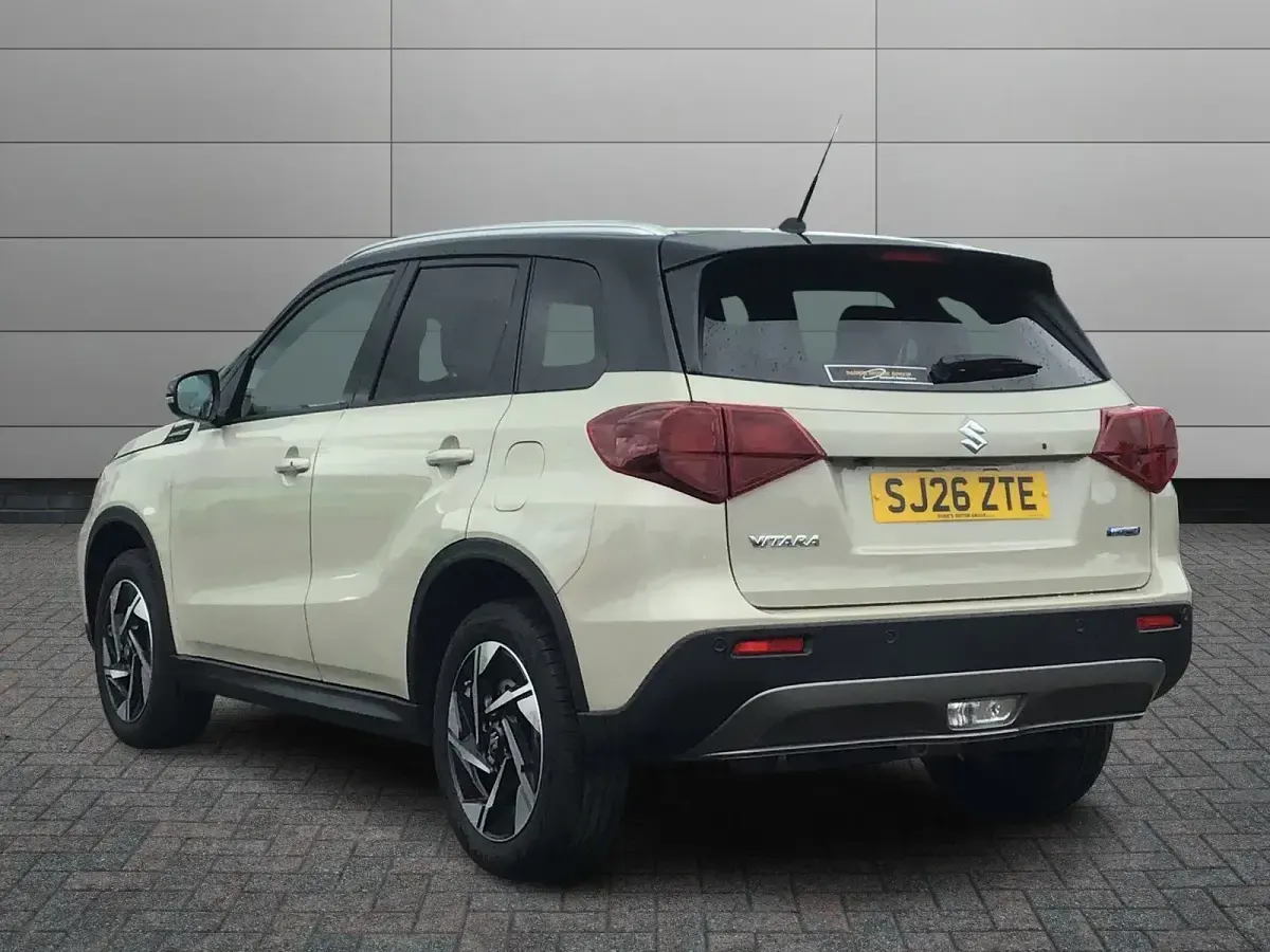 Used Suzuki Vitara 109 HP (80 kW) 2026 Two tone metallic  savannah ivory/cosmic black pe SUV