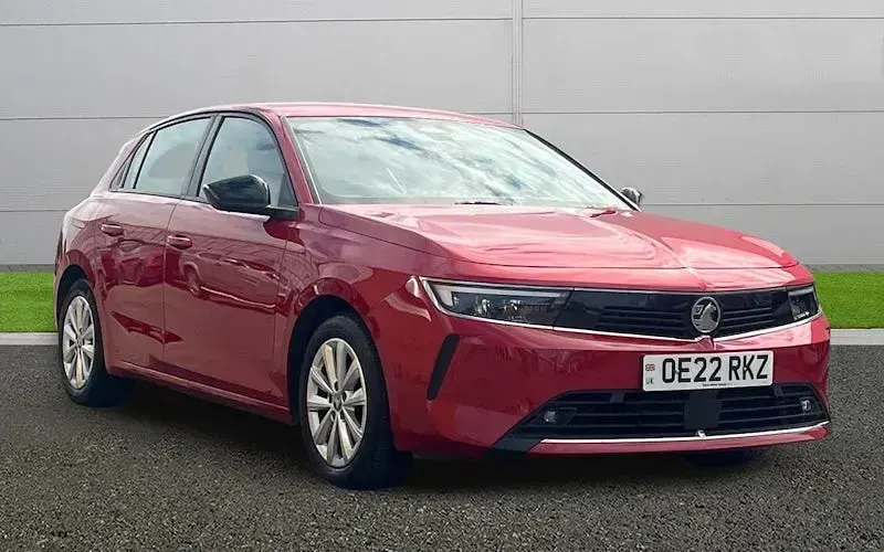 Used Vauxhall Astra Design Edition 110 HP (80 kW) 2025 Hatchback