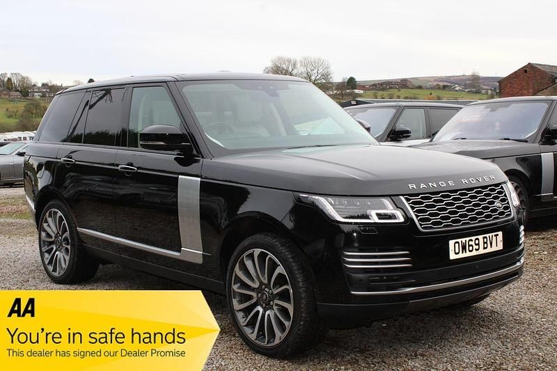 Black Used 2020 Land Rover Range Rover Autobiography SUV | £47,950 (Expensive) - Image 1/4