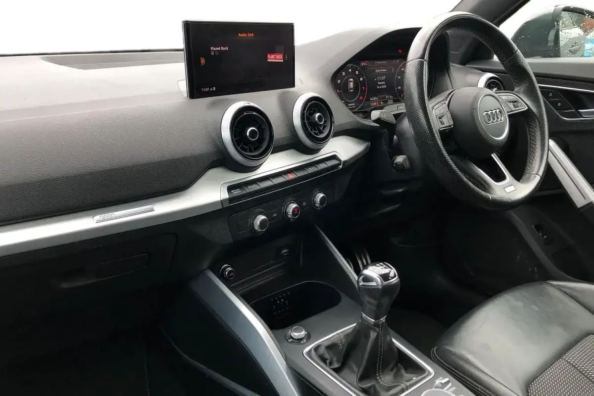 Used Audi Q2 S-Line 150 HP (110 kW) 2022 Grey SUV