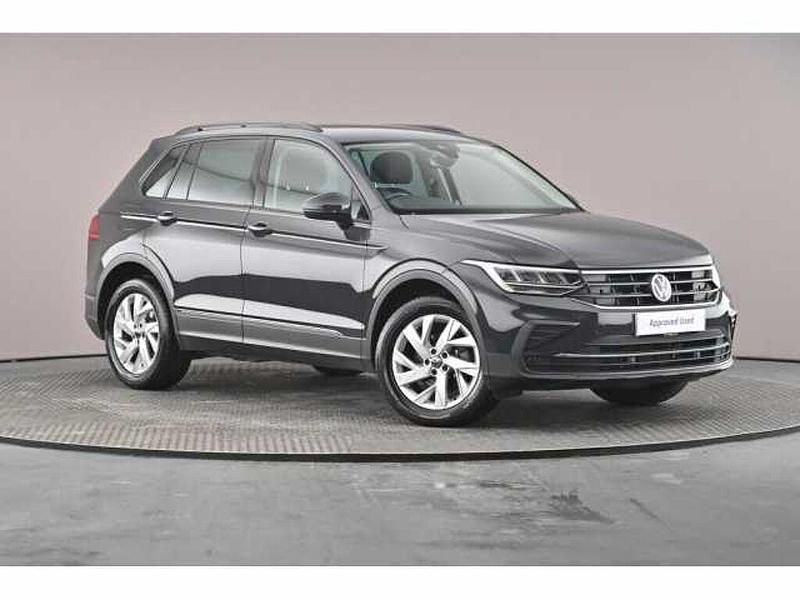 Used 2021 VW Tiguan SUV | £22,064 (Super price) - Image 1/4