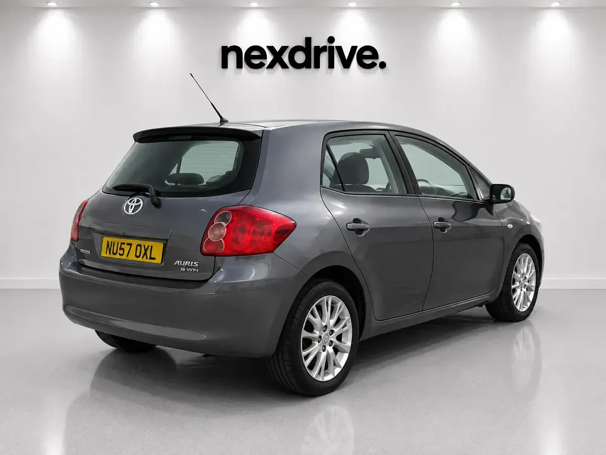 Used Toyota Auris 2007 Grey Hatchback