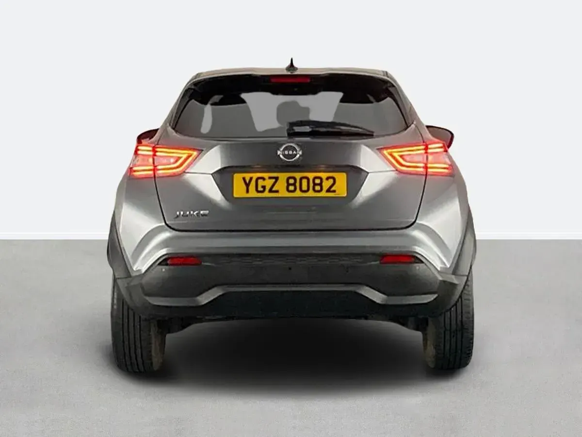 Used Nissan Juke N-Connecta 114 HP (83 kW) 2023 Grey SUV