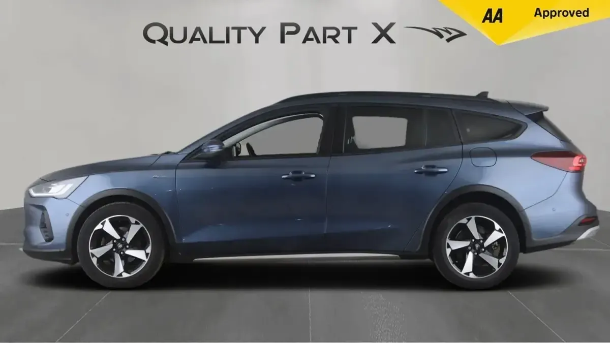 Used Ford Focus Active 2022 Blue Estate