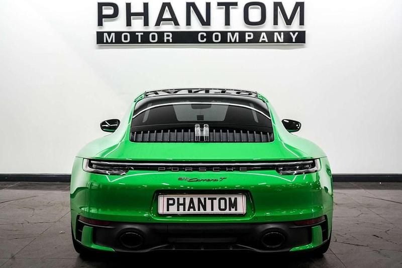 Used Porsche 911 Carrera 385 HP (283 kW) 2023 Green Coupe