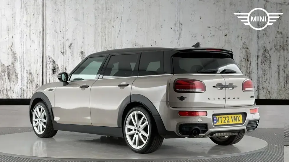 Used Mini Cooper Clubman Sport 134 HP (98 kW) 2022 Grey Estate