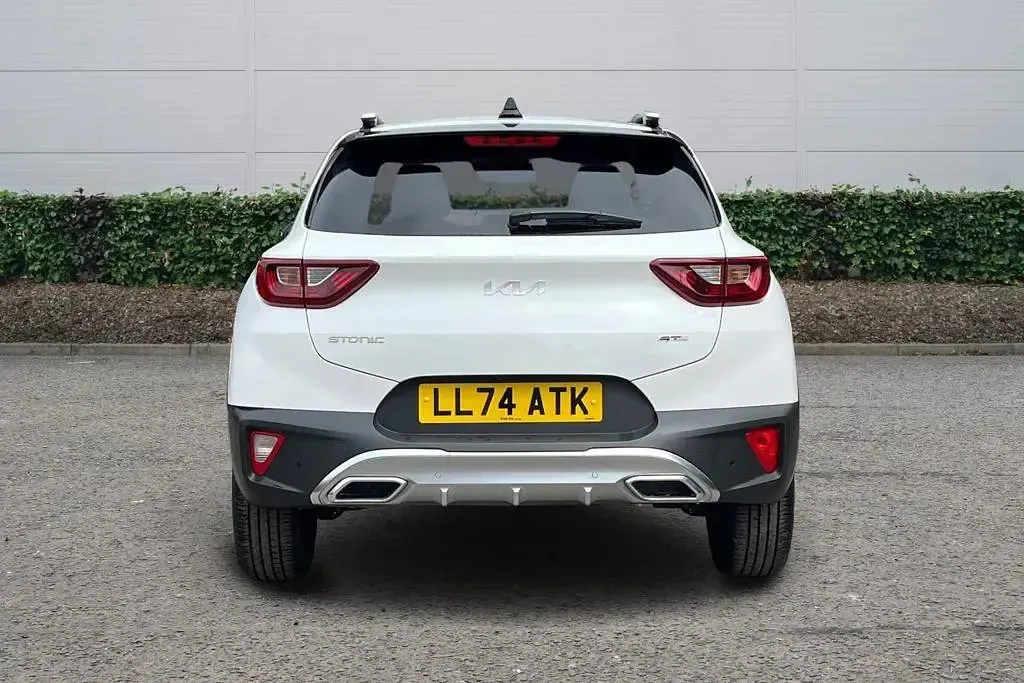 Used Kia Stonic GT-Line S 2024 White SUV