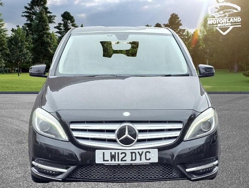 Used Mercedes B180 122 HP (89 kW) 2012 Black MPV