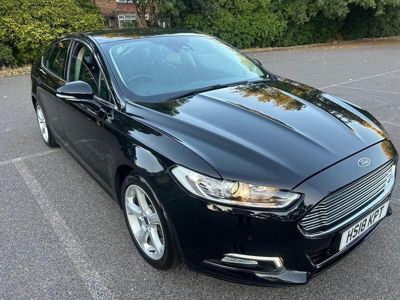 Black Used 2018 Ford Mondeo Titanium Hatchback | £7,499 (Super price) - Image 1/4