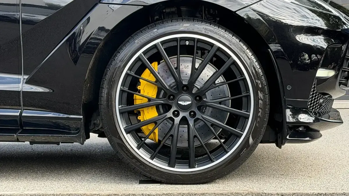 Used Aston Martin DBX 707 707 HP (519 kW) 2024 Black SUV