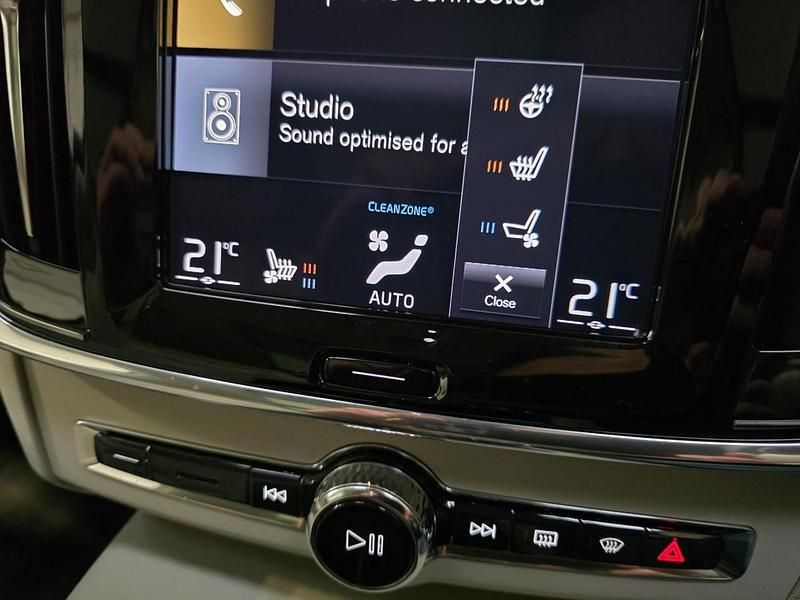 Used Volvo V90 Inscription 235 HP (172 kW) 2020 Grey Estate