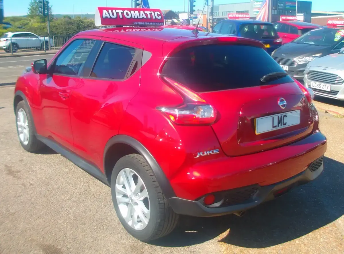 Used Nissan Juke Acenta Premium 117 HP (86 kW) 2014 Red SUV