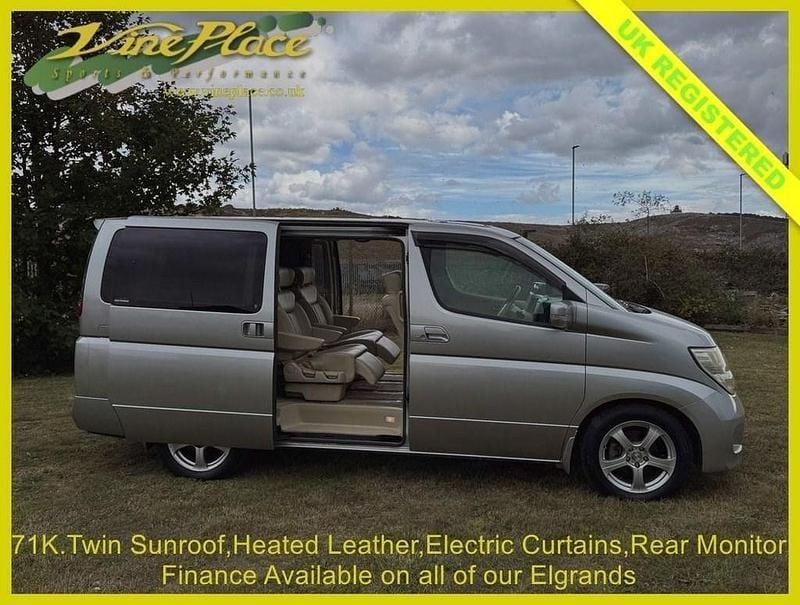 Used Nissan Elgrand 2007 Grey MPV
